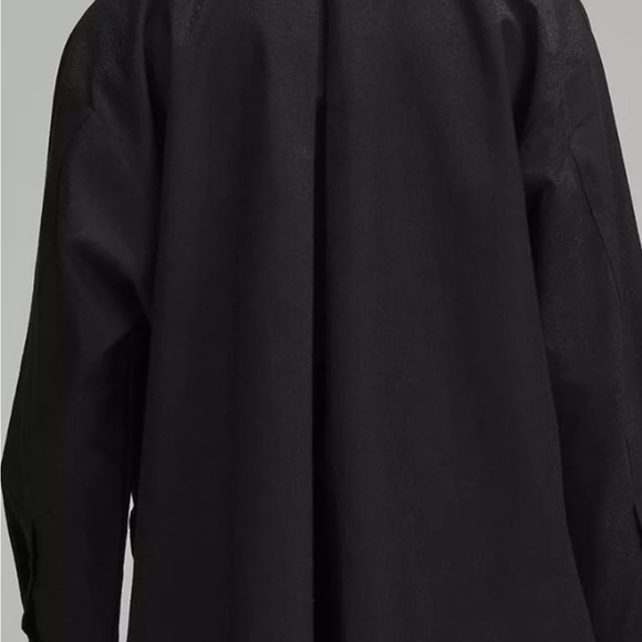 NWT Lululemon Jacquard relaxed fit black shirt size 4 - Picture 2 of 11